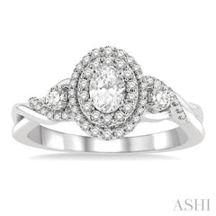 Oval Shape Halo Diamond Engagement Ring