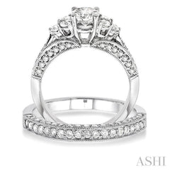 Round Shape Diamond Wedding Set