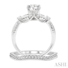 Round Shape Diamond Wedding Set