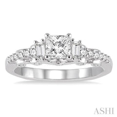 Princess Shape Diamond Engagement Ring