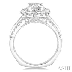 Princess Shape Diamond Engagement Ring