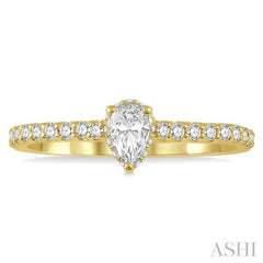 Pear Shape Diamond Engagement Ring