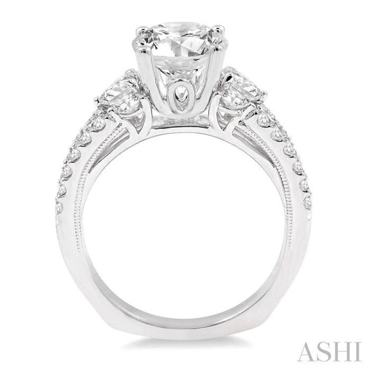 Round Shape Semi-Mount Diamond Engagement Ring