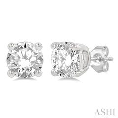 Round Shape Diamond Stud Earrings