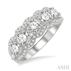 Round Shape 5 Stone Diamond Fashion Ring