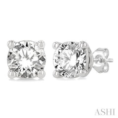 Round Shape Diamond Stud Earrings