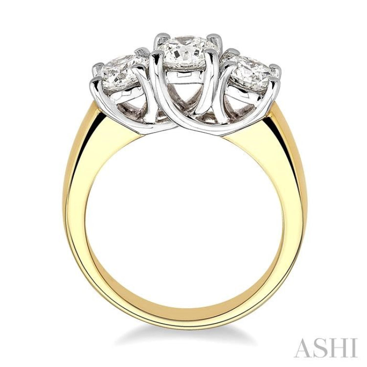 Round Shape Past Present & Future Diamond Engagement Ring