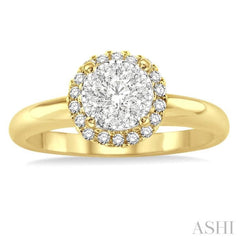 Halo Lovebright Essential Diamond Engagement Ring