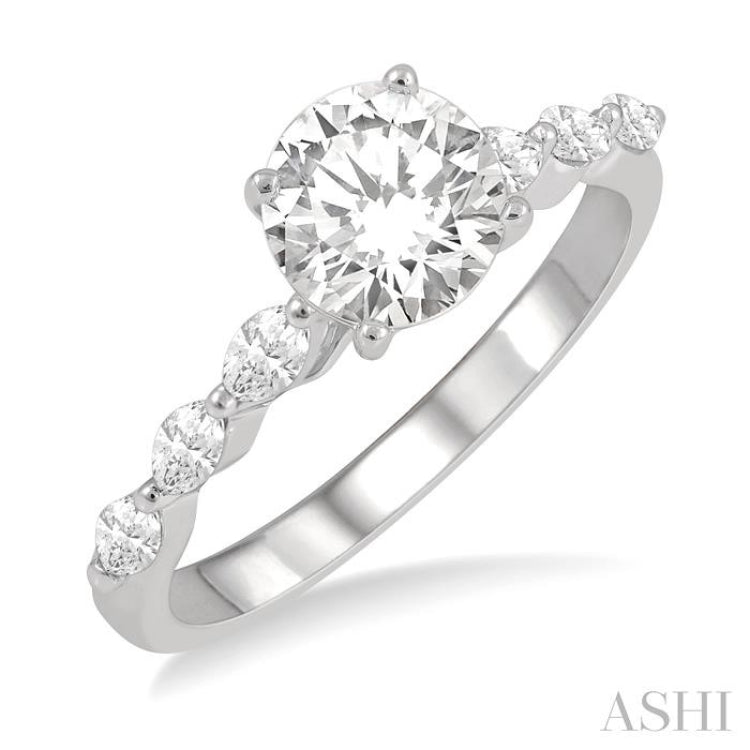 Round Shape Semi-Mount Diamond Engagement Ring