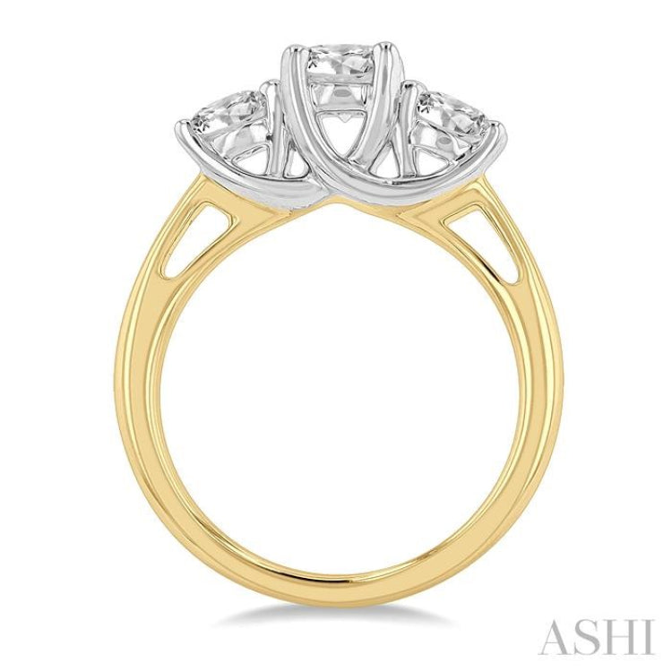 Round Shape Past Present & Future Diamond Engagement Ring