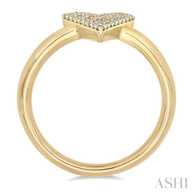 Pave-Set Heart Shape Diamond Fashion Ring