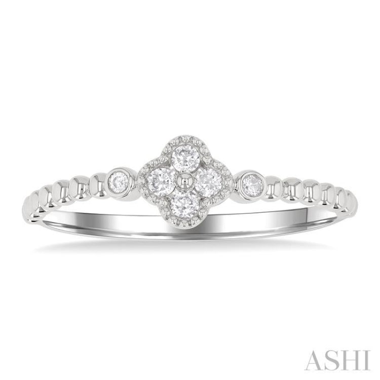 1/8 Ctw Petite Bead Shank Clover Leaf Round Cut Diamond Fashion Ring in 10K White Gold