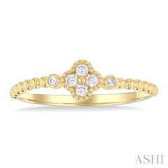 1/8 Ctw Petite Bead Shank Clover Leaf Round Cut Diamond Fashion Ring in 10K Yellow Gold