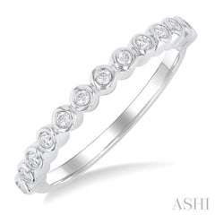 Round Shape Bezel Set Half Eternity Diamond Band