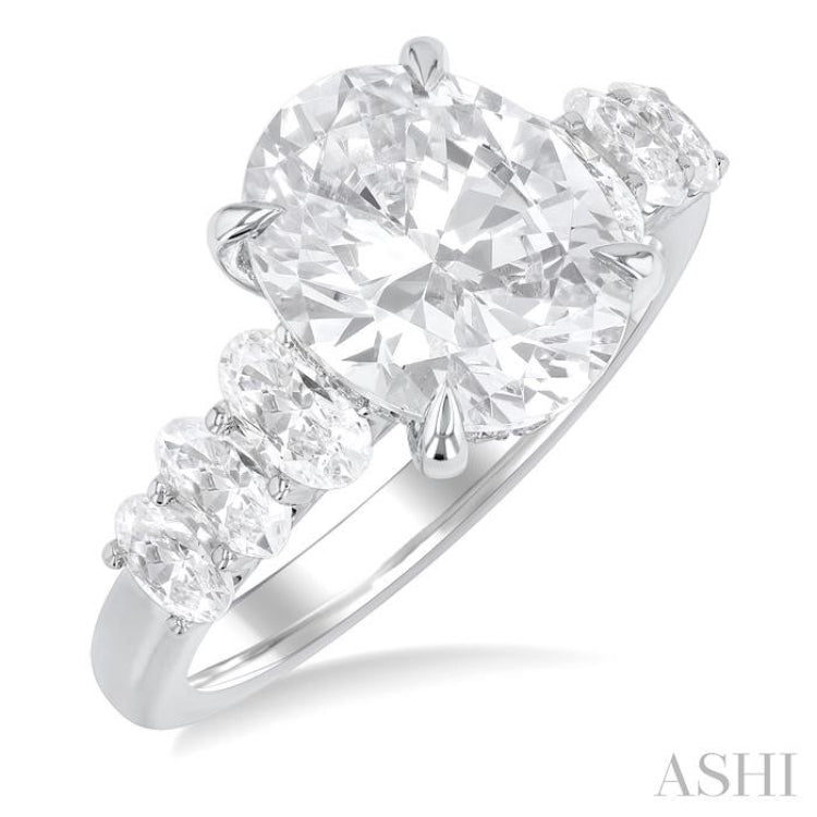 Oval Shape Semi-Mount Diamond Engagement Ring