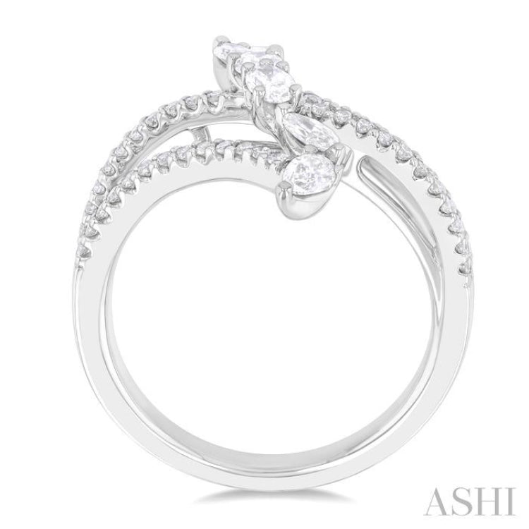 3/4 Ctw Three-Way Split Shank Mixed Diamond Cut Fashion Ring in 14K White Gold