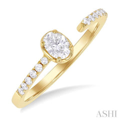 3/8 Ctw Oval and Round Cut Diamond Fashion Open Ring in 14K Yellow Gold