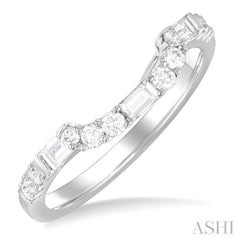 1/3 Ctw Curved Baguette and Round Cut Diamond Wedding Band in 14K White Gold