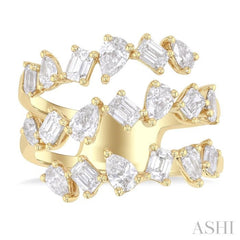2 1/3 Ctw Mixed Pear and Emerald Cut Diamond Fashion Wrap Ring in 14K Yellow Gold